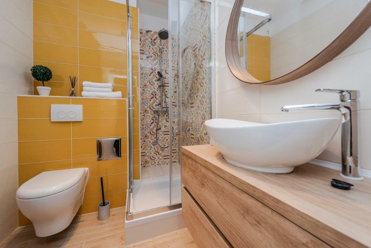 Seven Apartman Apartment Zadar Bagian luar foto